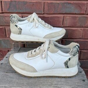 Veronica Beard Hartley sneakers shoes size 7 women’s white beige snakeskin